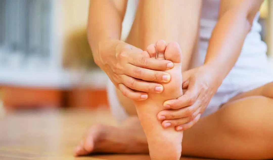 Làm thế nào để bạn điều trị rối loạn chuyển động chân tay định kỳ?  