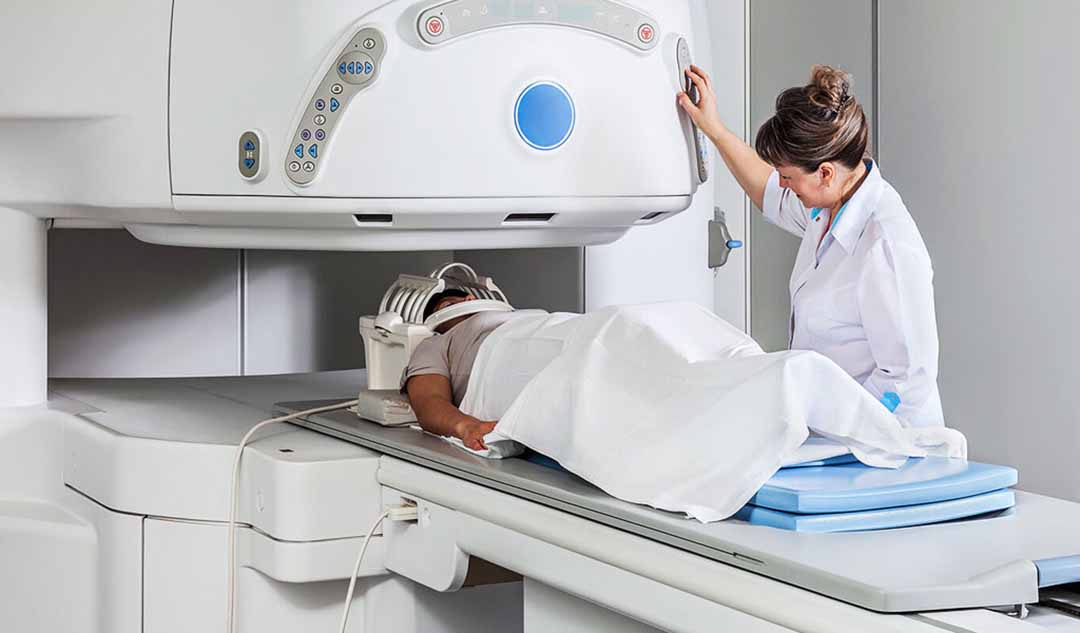 Chụp cộng hưởng từ (MRI - Magnetic Resonance Imaging) cho thấy điều gì?