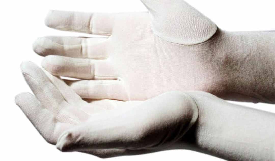 Làm thế nào găng tay có thể giúp ngăn ngừa bệnh chàm?