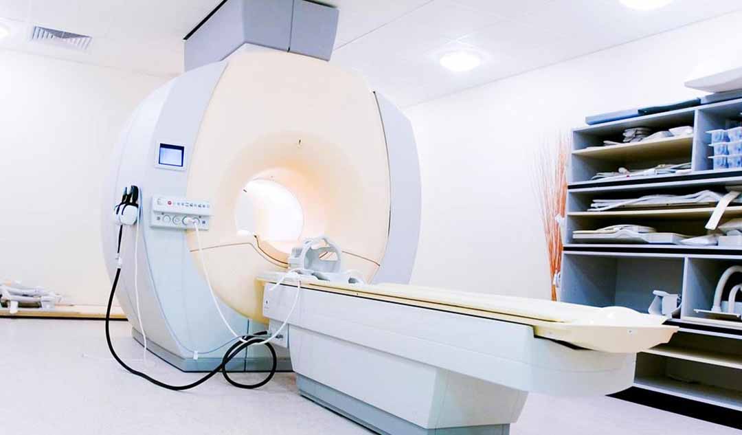 Máy chụp cộng hưởng (MRI) có ồn không?