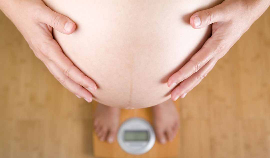 Bạn nên tăng bao nhiêu cân khi mang thai nếu bạn bị viêm loét đại tràng?