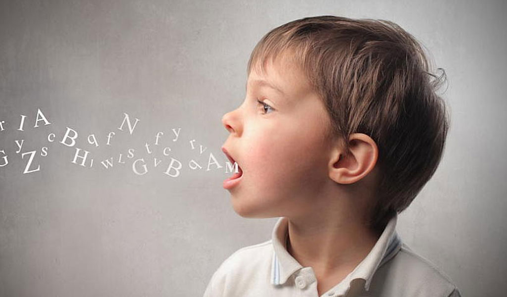 Chứng khó nói ở các bệnh nhân apraxia được gây ra bởi những nguyên nhân nào?