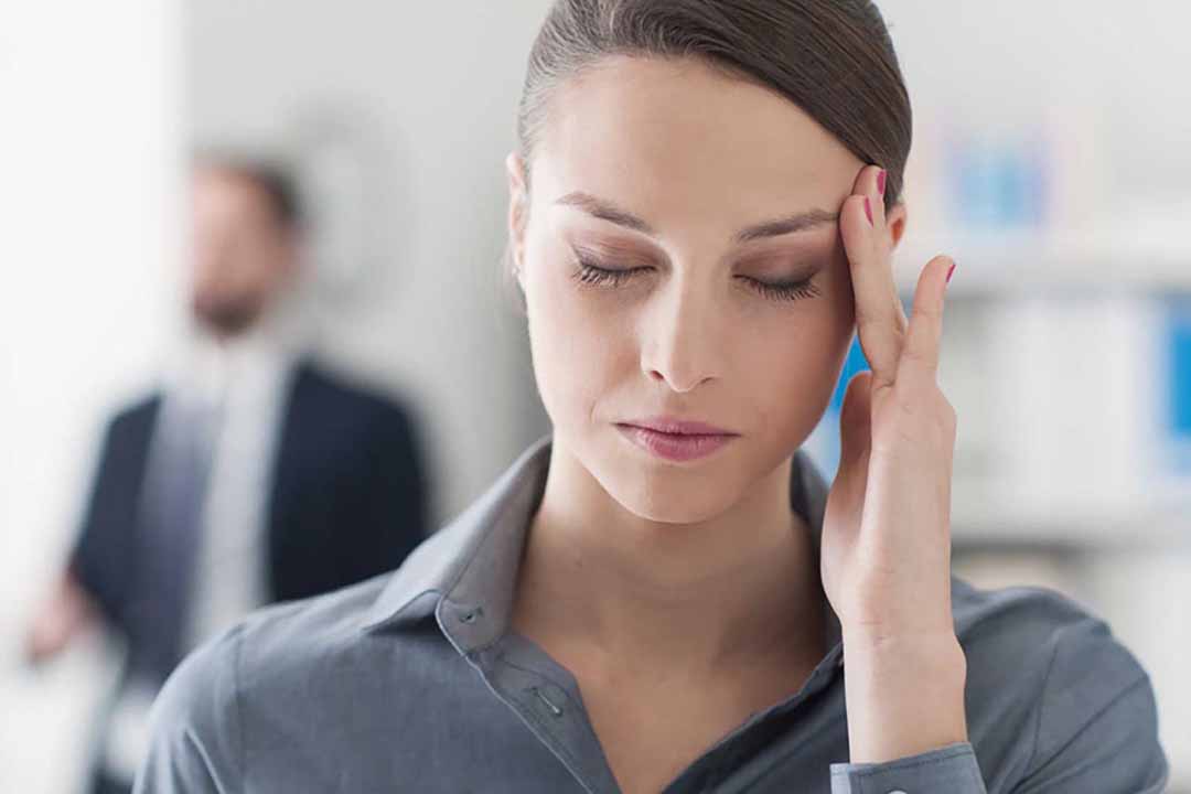 Nghiên cứu cho thấy khô mắt có thể đau nửa đầu