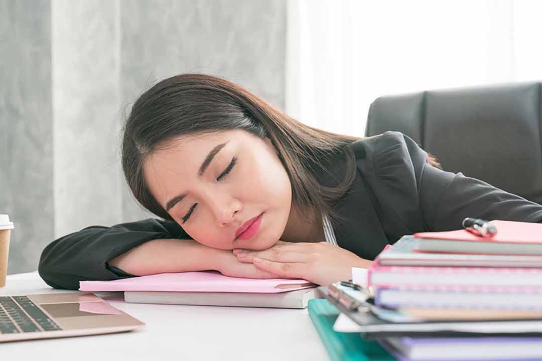 Biểu hiện của chứng ngủ rũ (Narcolepsy) là gì?