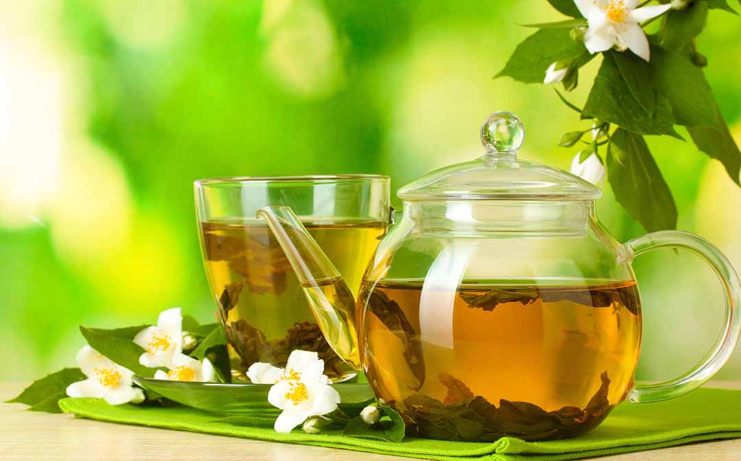 Sử dụng các loại trà xanh để tăng cường hệ miễn dịch.