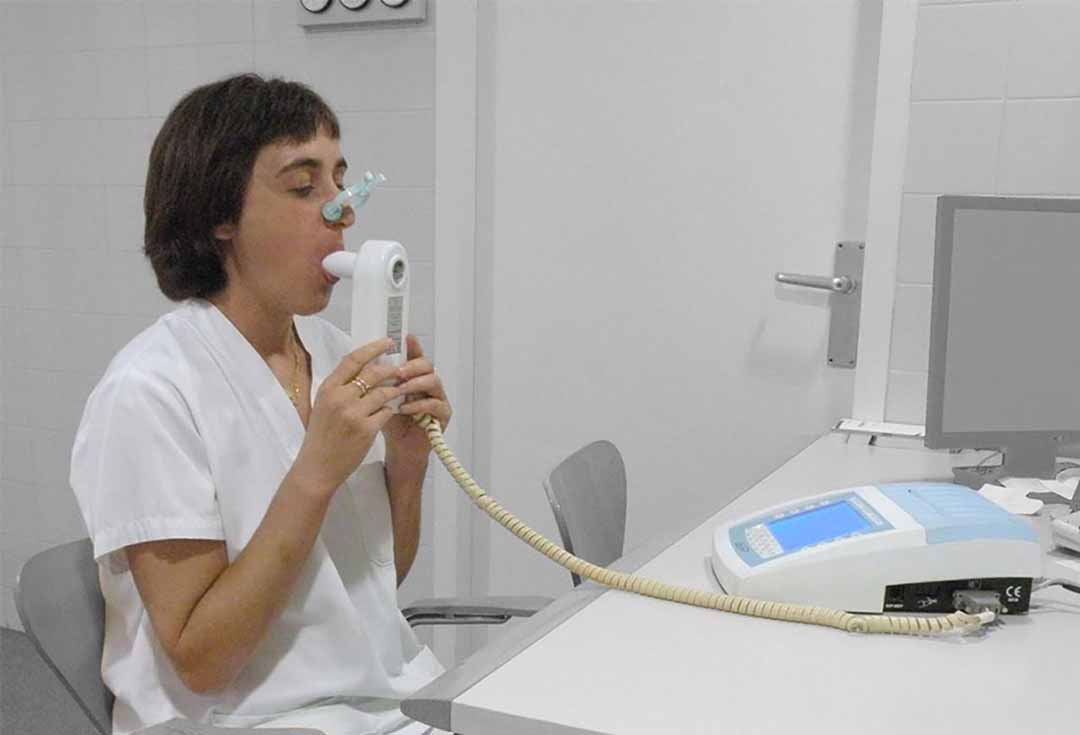 Phế dung kế, là một xét nghiệm phổi để đo lượng không khí bạn hít vào và thở ra trong một thời gian ngắn.