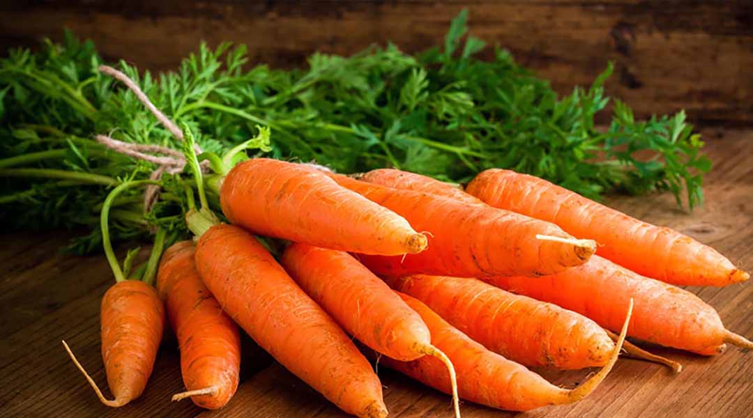 Vitamin A trong cà rốt, chất dinh dưỡng cần thiết cho thị lực tốt.