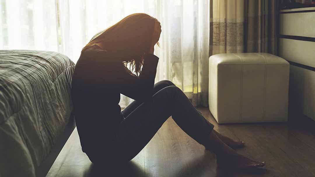 Căn bệnh khiến 40.000 người Việt tự tử mỗi năm: Đừng chủ quan với những dấu hiệu cảnh báo bạn đang mắc trầm cảm