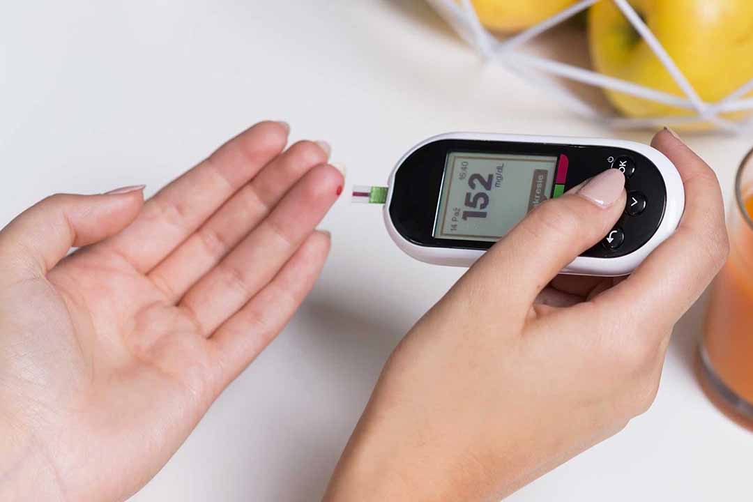 Điều trị tiểu đường: Cần kiểm soát tăng đường huyết sau ăn và hạ đường huyết quá mức